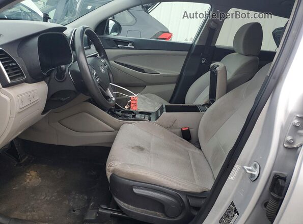KM8J2CA47KU896659 2019 HYUNDAI TUCSON Серебряный Вид панели приборов