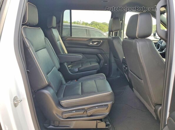 1GNSCFKD1PR370437 2023 CHEVROLET SUBURBAN White Вид підкапотного простору