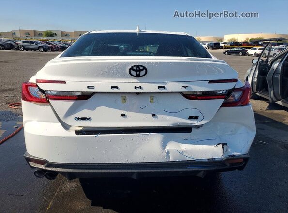 4T1DAACK1TU731479 2026 TOYOTA CAMRY White Front interior view