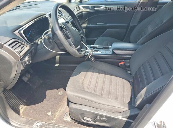 3FA6P0LU5KR158167 2019 FORD FUSION Белый Вид панели приборов