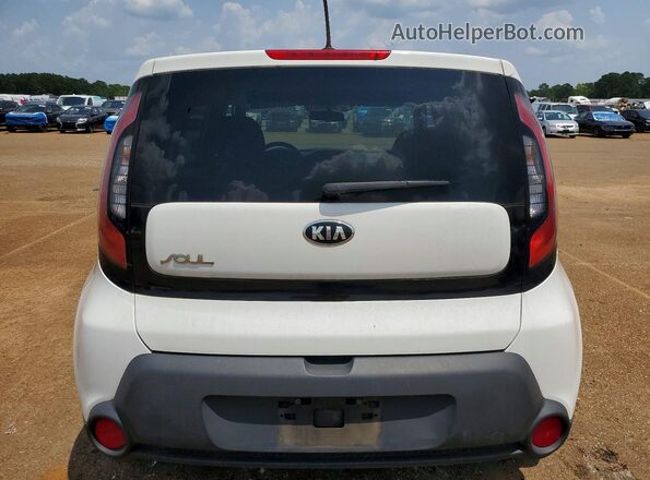 KNDJN2A23G7836775 2016 KIA SOUL White Front interior view