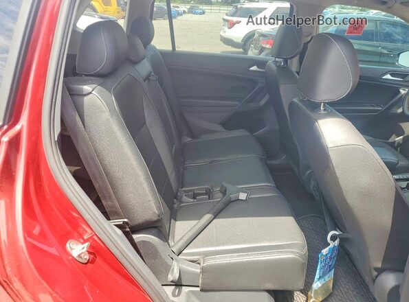 3VV3B7AXXMM031689 2021 VOLKSWAGEN TIGUAN Красный Вид подкапотного пространства
