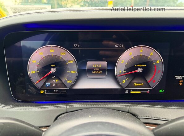 WDDUG8GB9JA419498 2018 MERCEDES-BENZ S Black Vista del salpicadero
