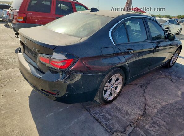 WBA8D9G52JNU70111 2018 BMW 3 SERIES Черный Передняя правая четверть