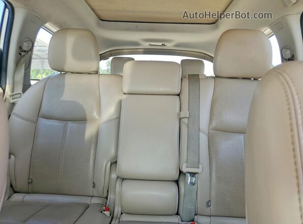 5N1AR2MN1GC666008 2016 NISSAN PATHFINDER White Vista interior trasera