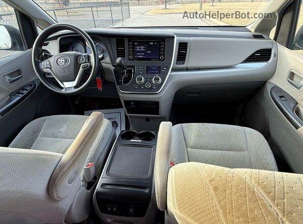 5TDKZ3DC1JS925096 2018 TOYOTA SIENNA Gray Հետևի նստատեղերի տեսք