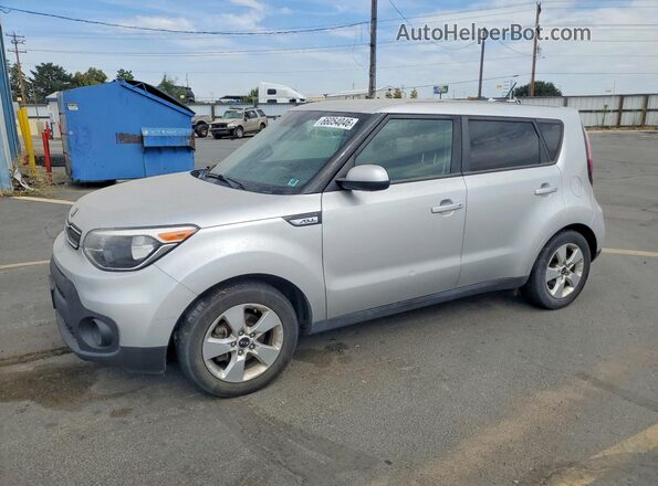 KNDJN2A2XJ7582425 2018 KIA SOUL Silver Trasero izquierdo