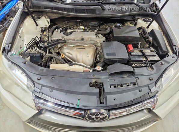 4T1BF1FK2HU802765 2017 TOYOTA CAMRY Белый Вид подкапотного пространства