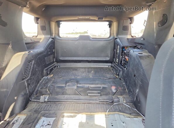 1GBSCLED2MR296285 2021 CHEVROLET TAHOE White Սալոնի հետևի տեսք