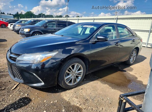 4T1BF1FK7HU713810 2017 TOYOTA CAMRY Black Tył lewy
