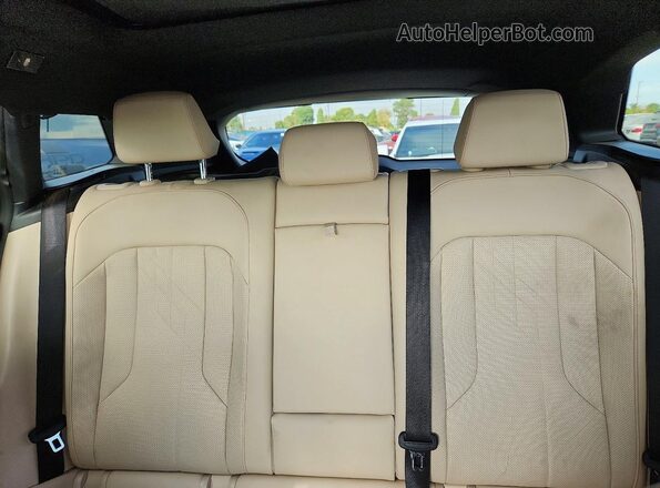 5UX53GP04T9241490 2026 BMW X3 White უკანა სალონის ხედი