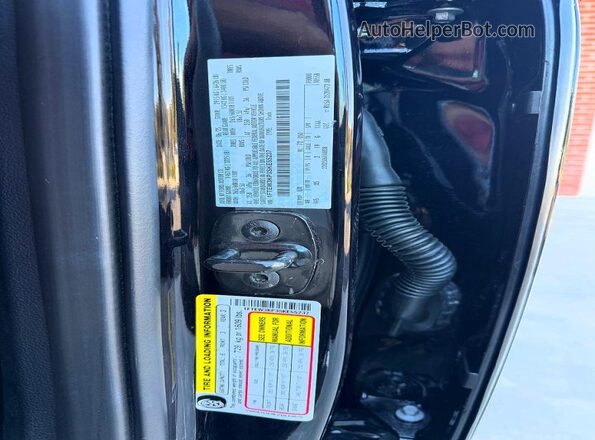 1FTEW3KP3SKE55237 2025 FORD F150 Black Вид задньої частини салону