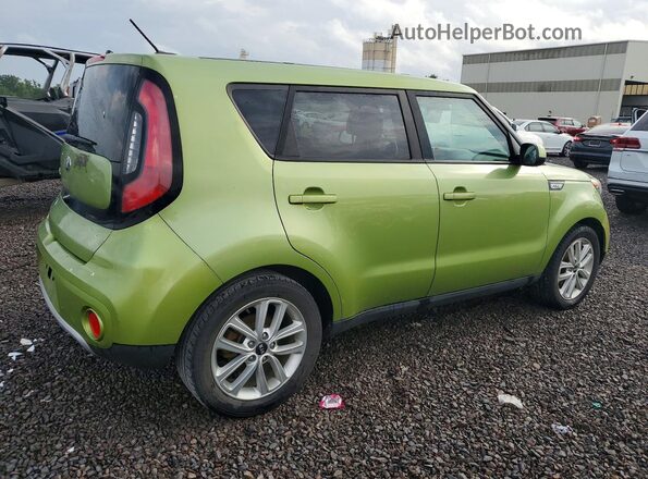 KNDJP3A50H7876713 2017 KIA SOUL Зеленый Передняя правая четверть