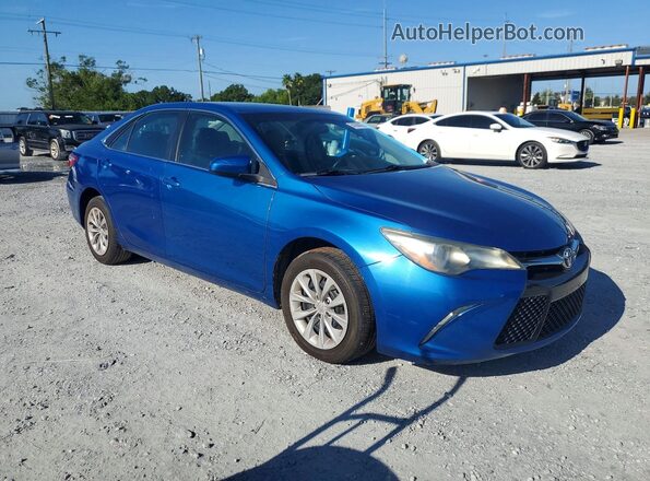 4T1BF1FK8HU710303 2017 TOYOTA CAMRY Blue Դիմացի տեսք
