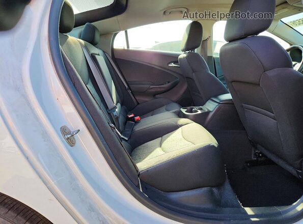 1G1RC6S5XHU203002 2017 CHEVROLET VOLT White Widok wnętrza z tyłu