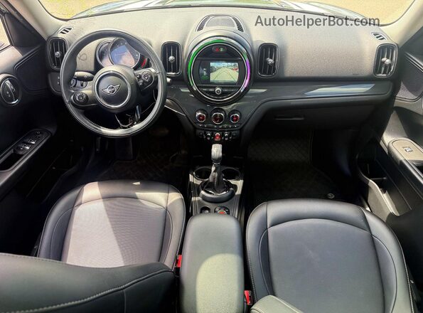 WMZYV5C57K3F58196 2019 MINI COOPER Green Widok zestawu wskaźników