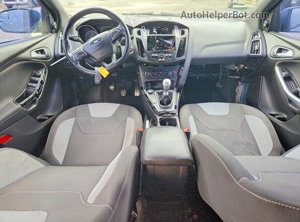 1FADP3L96JL208155 2018 FORD FOCUS Blue ხელსაწყოთა პანელის ხედი