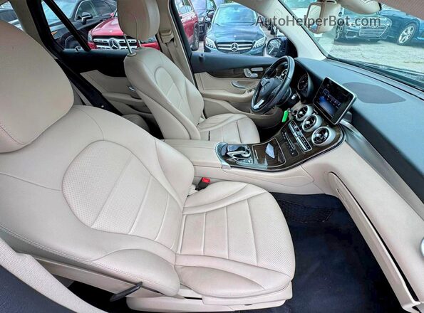 WDC0G4KB8GF065777 2016 MERCEDES-BENZ GLC-CLASS Blue Widok z przodu