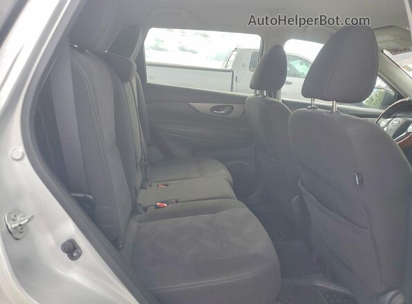 KNMAT2MT6GP609249 2016 NISSAN ROGUE Silver Սալոնի հետևի տեսք