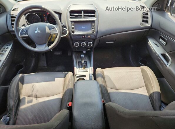 JA4AP3AU3KU017075 2019 MITSUBISHI OUTLANDER Silver Вид щитка приладів