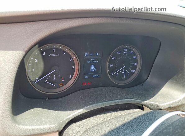 KM8J33A27JU631105 2018 HYUNDAI TUCSON Red Հետևի նստատեղերի տեսք