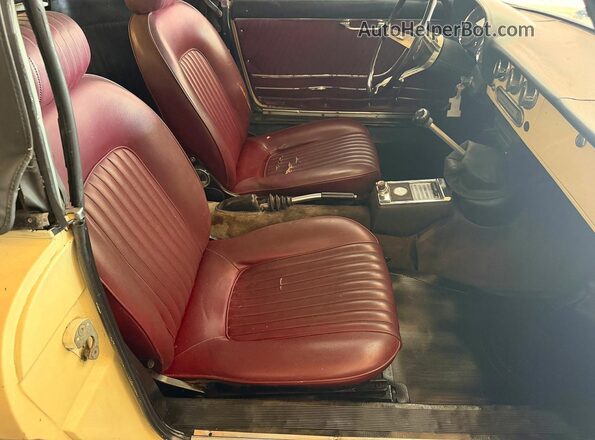AR1480400 1969 ALFA ROMEO DUETTO Beige Rear view