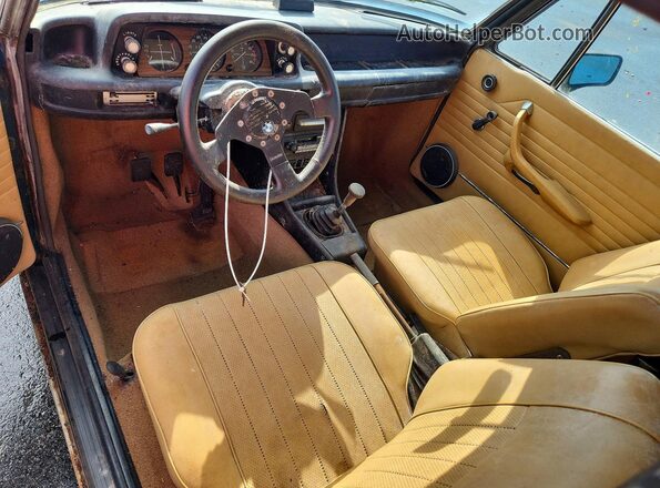 4228796 1974 BMW 2000 Blue Вид панелі приладів