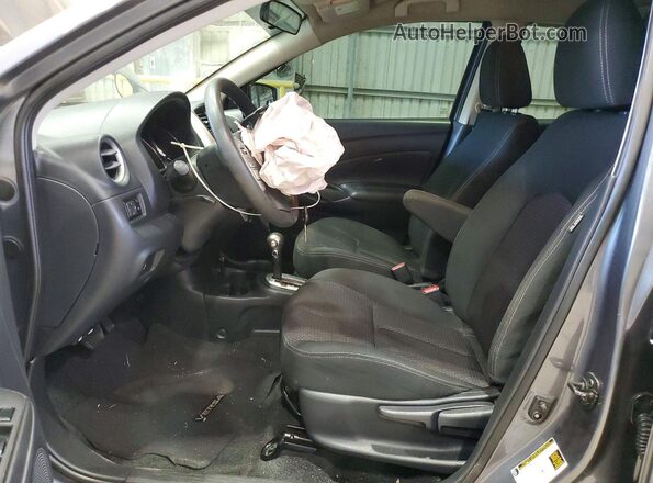 3N1CN7AP6JL879627 2018 NISSAN VERSA Gray Vista del salpicadero