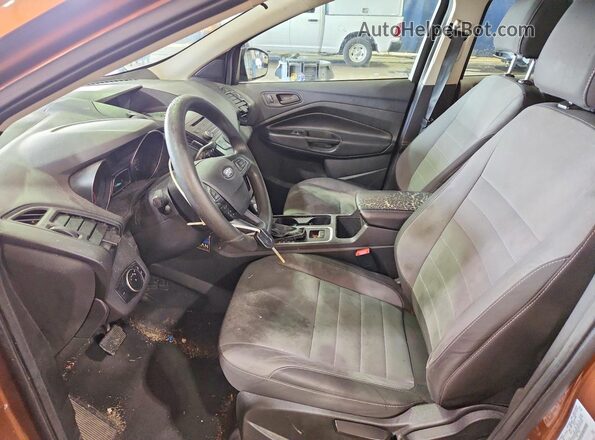 1FMCU0F70HUA60544 2017 FORD ESCAPE Orange Вид панелі приладів
