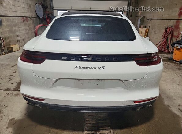 WP0AB2A73KL128112 2019 PORSCHE PANAMERA White Vista interior delantera