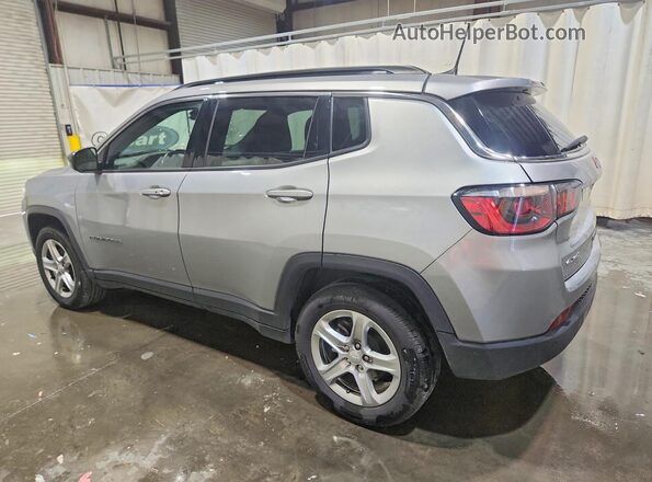 3C4NJDBN9PT564519 2023 JEEP COMPASS Серебряный Задняя правая четверть