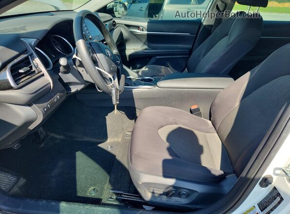 4T1C11AK0PU138653 2023 TOYOTA CAMRY Белый Вид панели приборов