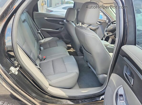 2G1105S35J9178205 2018 CHEVROLET IMPALA Black Rear interior view