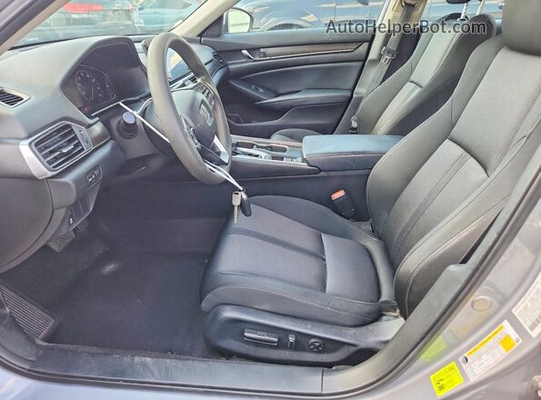 1HGCV1F4XJA076949 2018 HONDA ACCORD Silver Առջևի վահանակի տեսք