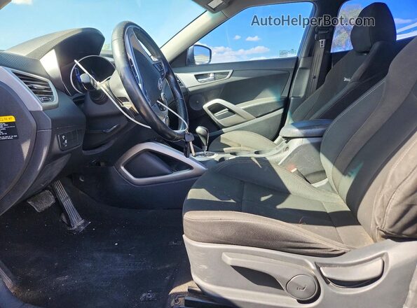 KMHTC6AD6HU317211 2017 HYUNDAI VELOSTER Синий Вид панели приборов