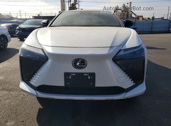 JTJABABB0RA000670 2024 LEXUS ALL OTHER White Widok z tyłu