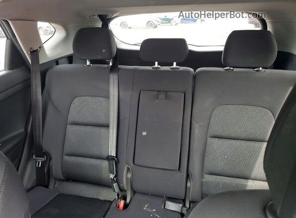 KM8J3CA2XJU757863 2018 HYUNDAI TUCSON Gray Widok wnętrza z tyłu