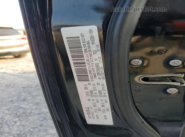 1C6RR7GM0GS290566 2016 RAM 1500 Black Widok wnętrza 360 stopni