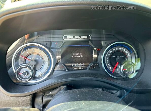 1C6SRFFTXNN330913 2022 RAM 1500 White წინა პანელის ხედი