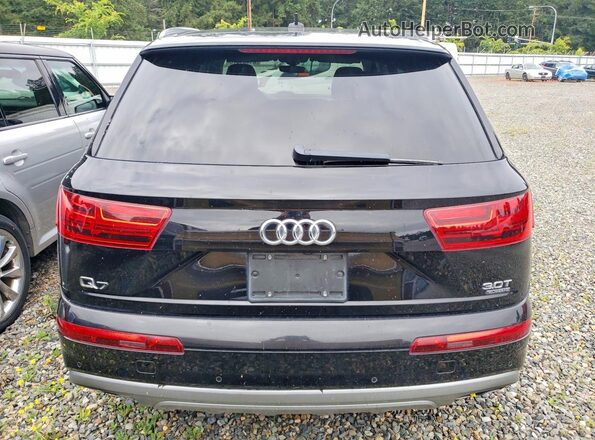 WA1LAAF70JD015493 2018 AUDI Q7 Black Вид салону спереду