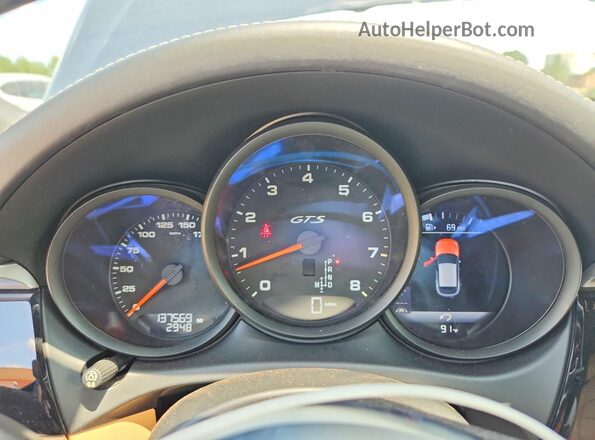 WP1AG2A59HLB55323 2017 PORSCHE MACAN Blue Հետևի նստատեղերի տեսք