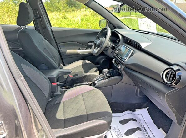 3N1CP5CVXLL538115 2020 NISSAN KICKS Gray Rear view