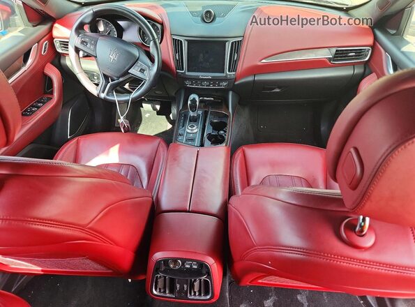 ZN661XUL9HX233266 2017 MASERATI LEVANTE Черный Вид щитка приборов