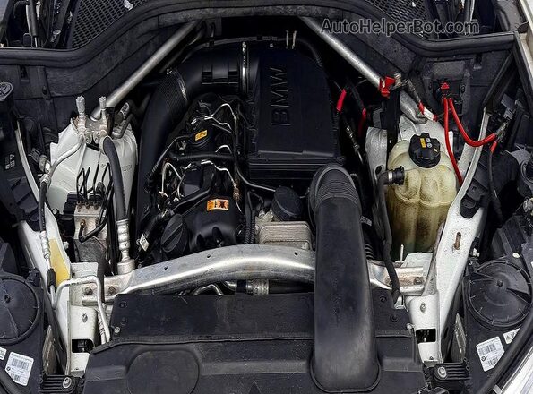 5UXKR2C59GOR69371 2016 BMW X5 Silver Widok deski rozdzielczej