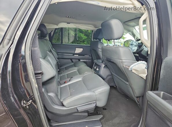 1FMJK1J85TEA05335 2026 FORD EXPEDITION Black Widok wnętrza z tyłu