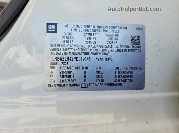 LRBAZLR42PD019345 2023 BUICK ENVISION White 360 interior view