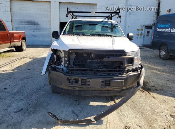 1FTMF1CB1JKD01160 2018 FORD F150 White Հետևի տեսք