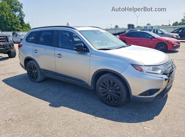 JA4AD3A34LJ000708 2020 MITSUBISHI OUTLANDER Silver Front view