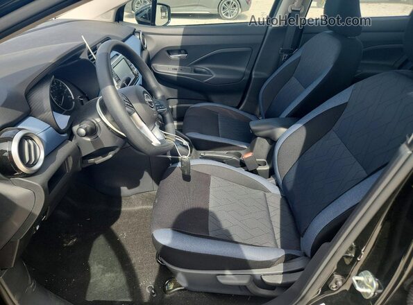 3N1CN8EV6SL876467 2025 NISSAN VERSA Black წინა პანელის ხედი