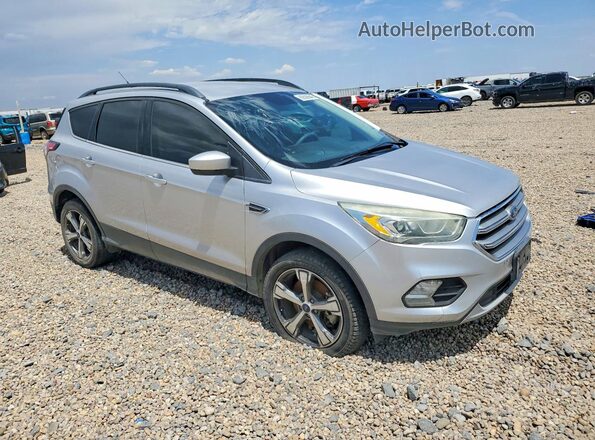 1FMCU9G99HUB53602 2017 FORD ESCAPE Silver Front view